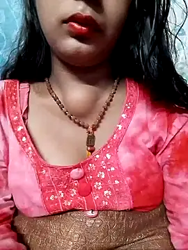 Stripchat cam girl Hotty_Elii