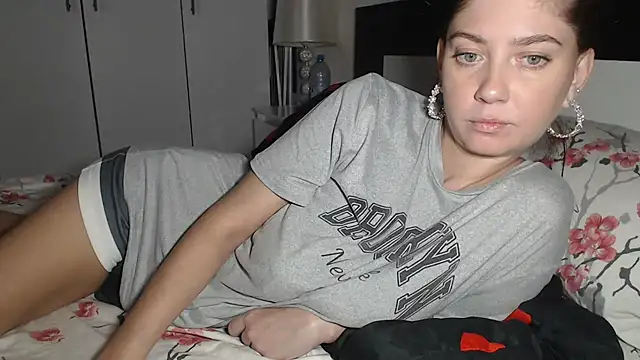 Stripchat cam girl DanielleReys