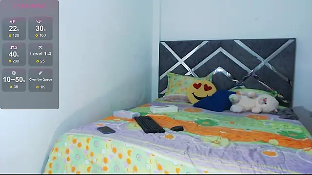 Stripchat cam girl Enigfloral