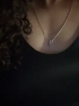 Stripchat cam girl Julean0