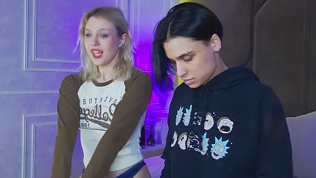 Stripchat cam girl VioletAsh