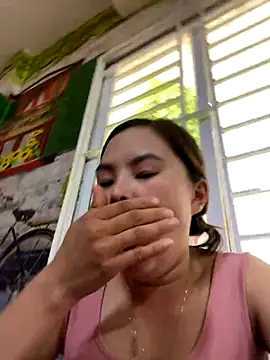 Stripchat cam girl han-cute