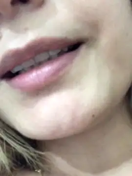 Stripchat cam girl Dianabookrosa