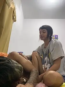 Stripchat cam girl Rouuus12