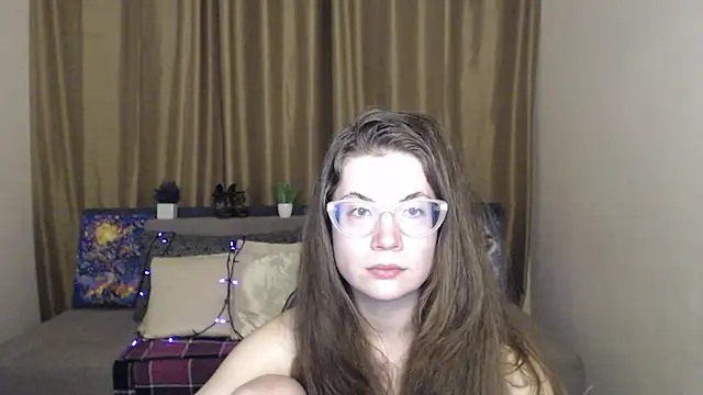 Stripchat cam girl Alicia_redfollow