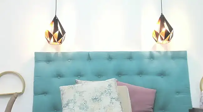 Stripchat cam girl GiaNikol