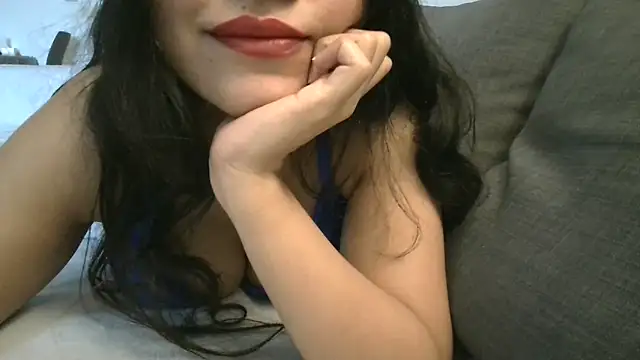 Stripchat cam girl dairymilky_99