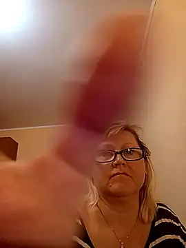 Thumbnail of I_amVeronicle - Stripchat live cam