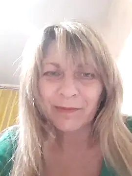 Stripchat cam girl Vina24