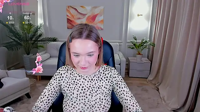 Stripchat cam girl FlorrenceWayne