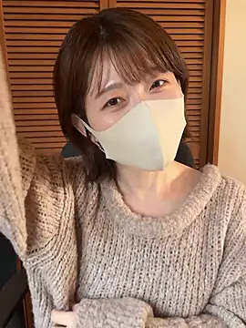 Stripchat cam girl momo_yuipu