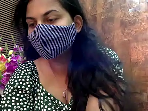 Stripchat cam girl Iam_HoneyBee