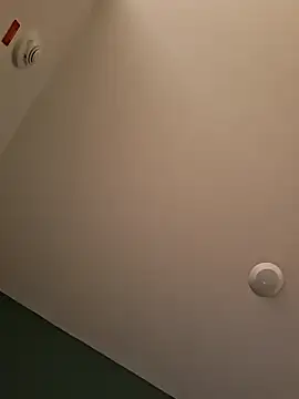 Stripchat cam girl Babygiirll