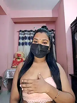 Stripchat cam girl Sweety-2