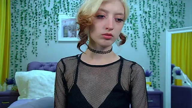 Stripchat cam girl MistyMarlo