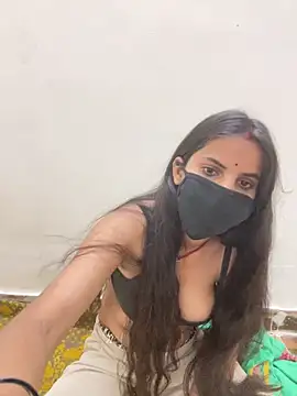 Stripchat cam girl Pooja_Love143