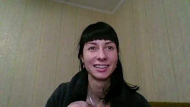 Stripchat cam girl -Crystal-
