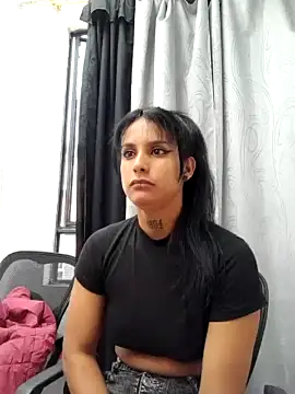 Stripchat cam girl MEGAN-ETHANN