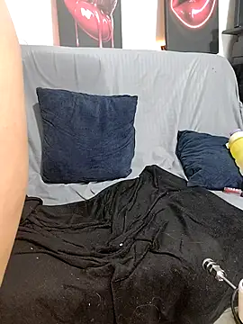 Stripchat cam girl AlexxiaaMat