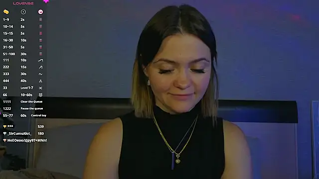 Stripchat cam girl Tira_Mizu