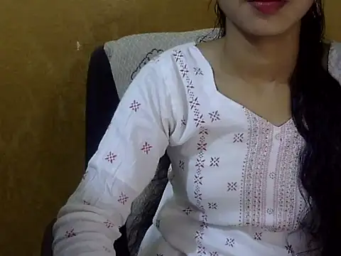 Stripchat cam girl Noor_S