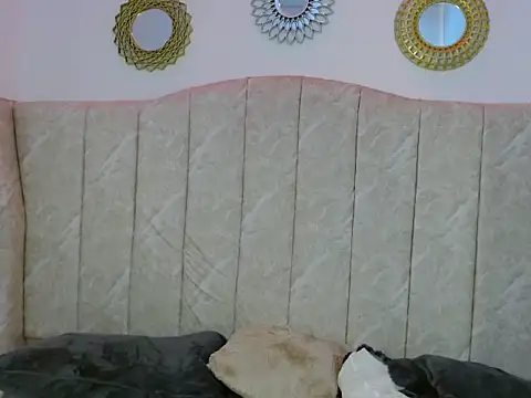 Stripchat cam girl luna_starr69