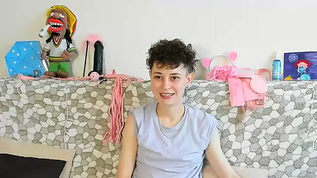 Stripchat cam girl LITTLE_SWEETIE