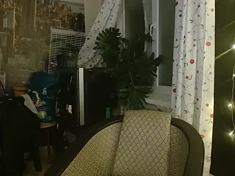 Stripchat cam girl adipous