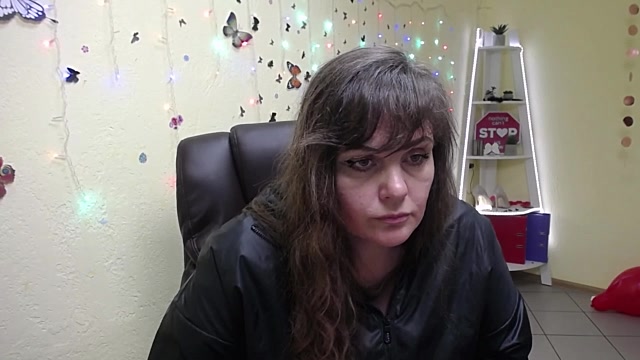 Stripchat cam girl AvaRoyce