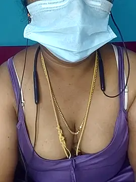 Stripchat cam girl Deepika1432