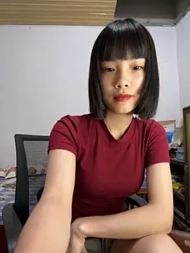 Stripchat cam girl andymi1