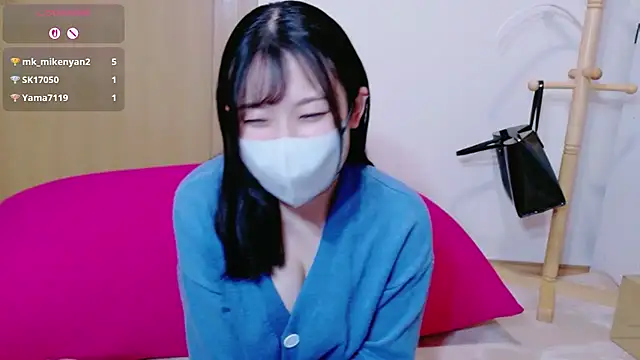 Stripchat cam girl shiorin_3
