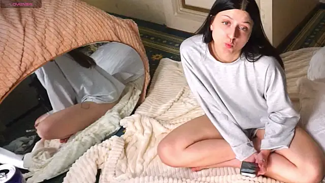 Stripchat cam girl LolaBlake