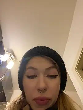 Stripchat cam girl White_Devil69