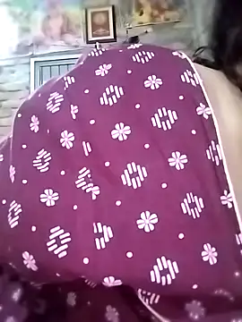 Stripchat cam girl rani8008