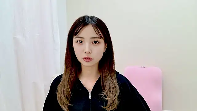 Stripchat cam girl -yuina-23