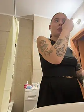 Stripchat cam girl StephanieMur