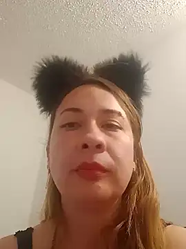 Stripchat cam girl Mila_Rouxt