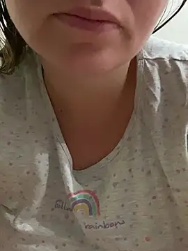 Stripchat cam girl Liya_casada