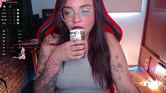 Stripchat cam girl lilysweet_m