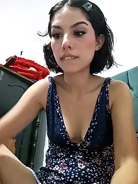 Stripchat cam girl nina_sky