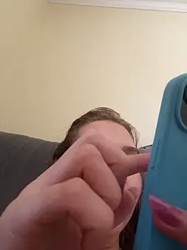 Stripchat cam girl Aneruivinhaa