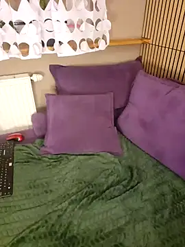 Stripchat cam girl BlunessElle