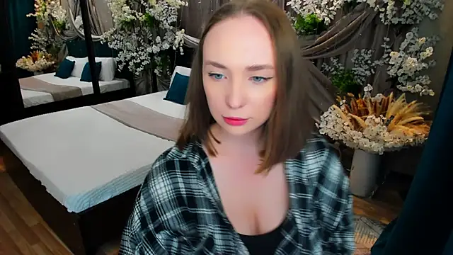 Stripchat cam girl TrueReincarnation