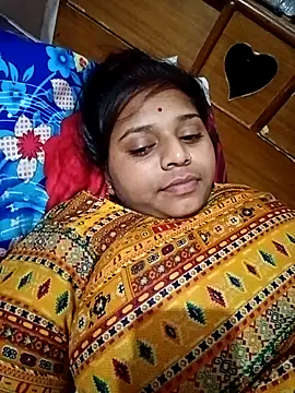 Stripchat cam girl Hot_crety