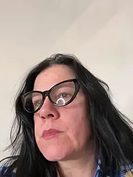 Stripchat cam girl THESWEETBRUNETTE