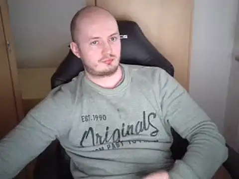 Stripchat cam girl SissyNikkiSlut