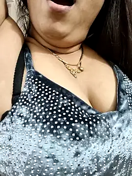 Stripchat cam girl Your_Hotty_Girl