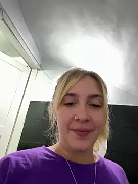 Stripchat cam girl ayebran