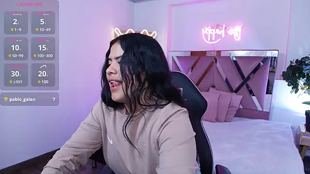 Stripchat cam girl Talia-tay